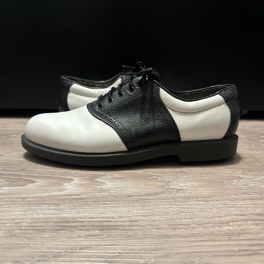 Rockport Black and White Oxford Shoes Gortex - Size 10M